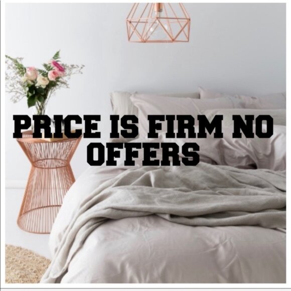 ✨KING SIZE RESTOCK✨Down Alternative Comforter - Picture 5 of 5